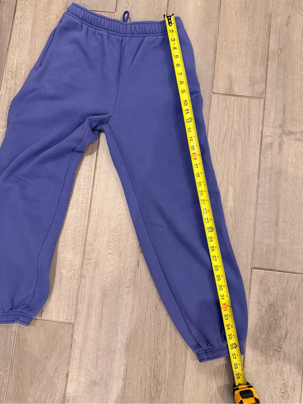 Aritzia Sweatfleece Cozy Fleece Hoodie and Jogger Set, Small - Picture 11 of 14